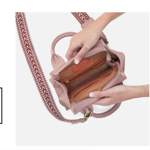 HOBO InternationalCass Small Leather ToteNWT